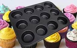 Forma Assadeira de Aço Carbono Antiaderente para Cupcakes com 12 Cavidades Colors 35x26x3cm