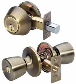 Master Lock Fechadura de porta com chave, fechadura de cilindro único com puxador estilo tulipa combinando, latão antigo, TUCO0605, combo